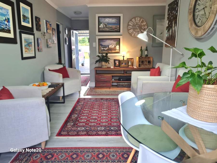 3 Bedroom Property for Sale in Paradise Beach Eastern Cape